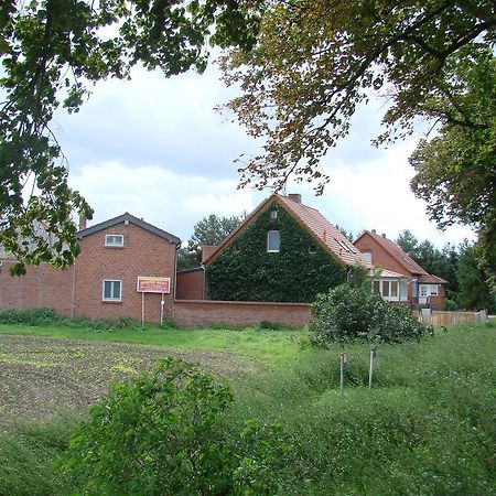 Ferienwohnungen Spiesmacher Strodehne Exterior photo